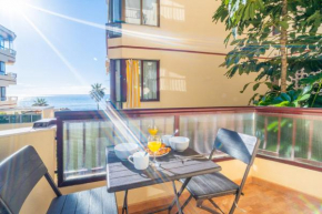 Casa Linda, Front the beach La Lucera, Ribiera del Sol Wifi, AC, Private Parking, Petfriendly